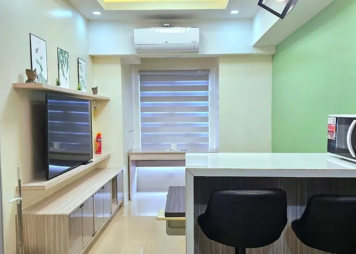 Apartamento Pet Friendly In Timog With Balcony View