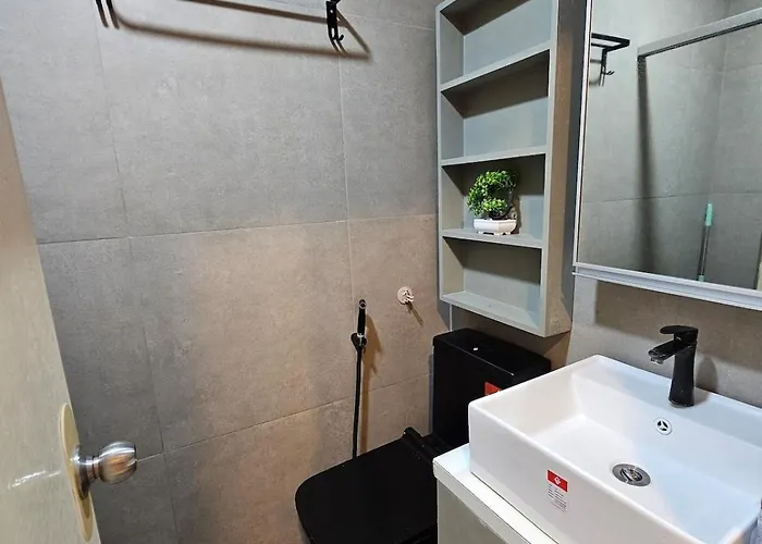 Apartamento Pet Friendly In Timog With Balcony View *