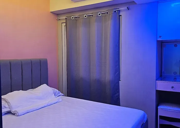 Apartamento Pet Friendly In Timog With Balcony View Manila